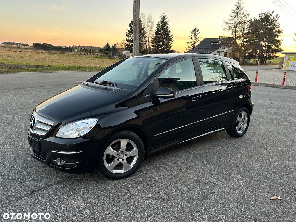 Mercedes-Benz Klasa B 150 BlueEffICIENCY - 12