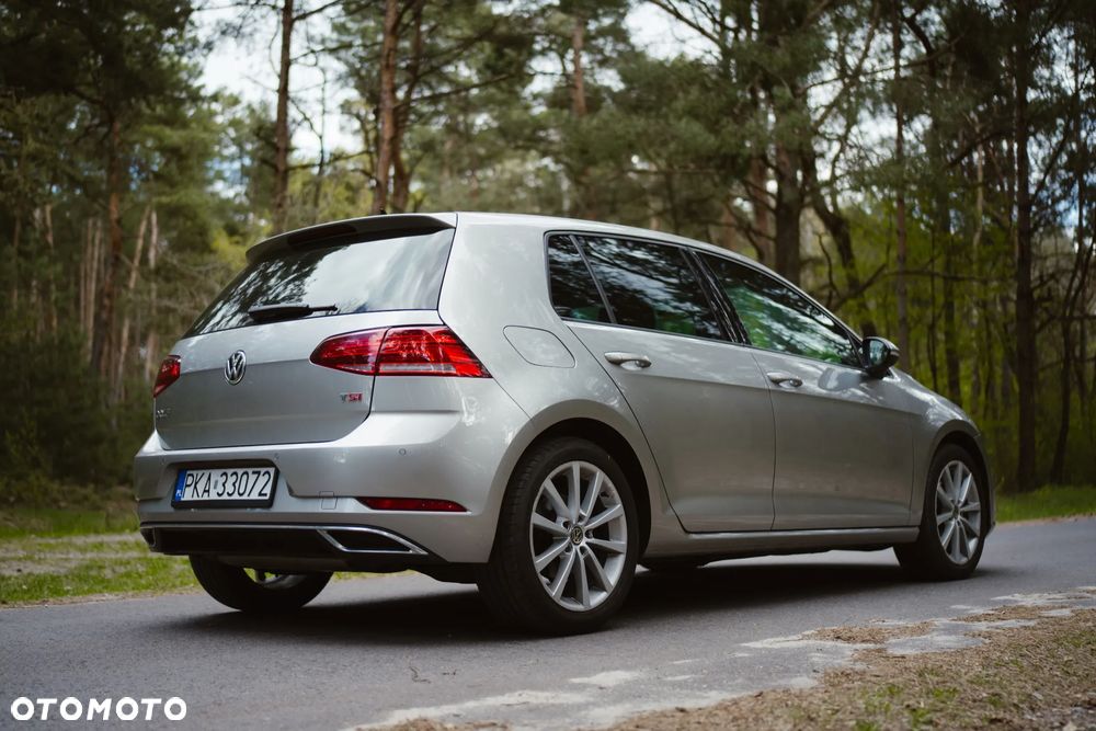 Volkswagen Golf 1.5 TSI ACT OPF DSG Highline - 4