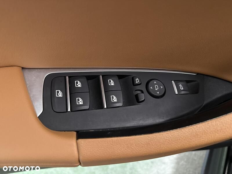 BMW X3 xDrive20d - 12