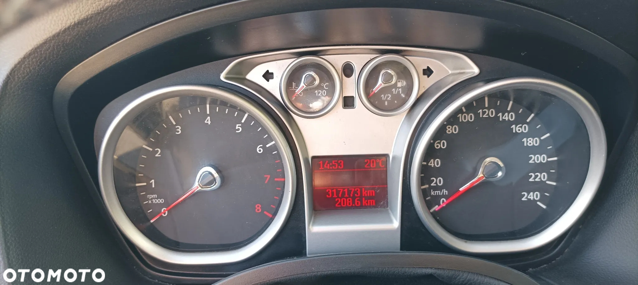 Ford Focus 1.6 16V Titanium - 13