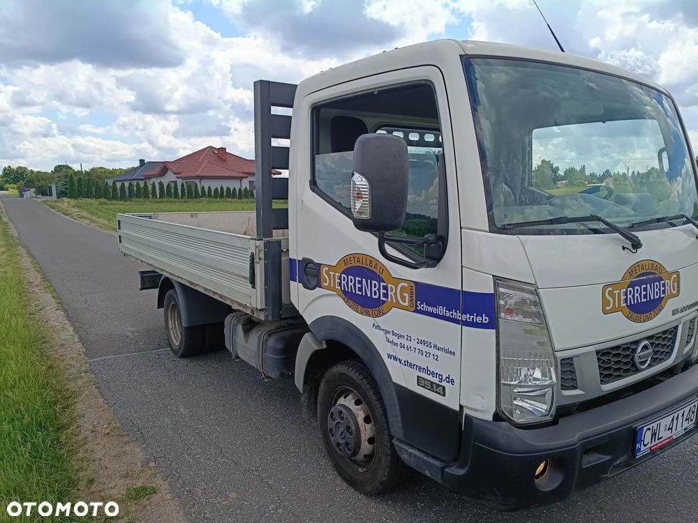 Nissan NT 400 CABSTAR - 2