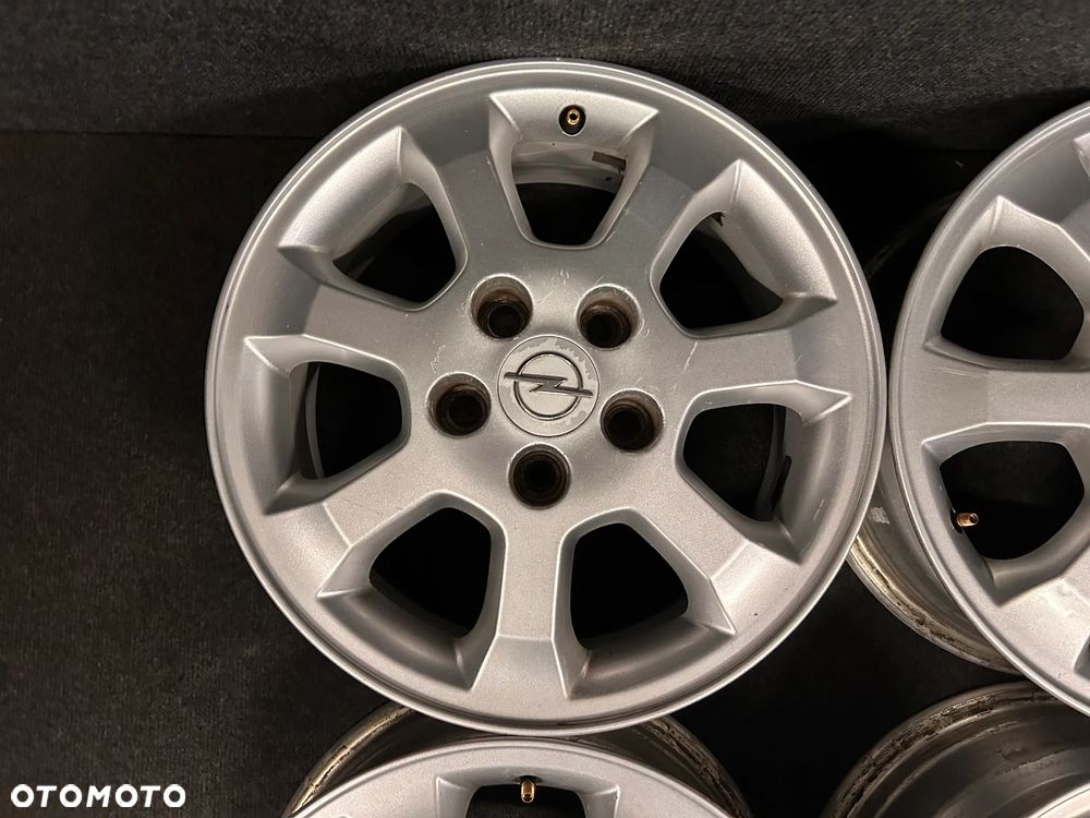 Alufelgi Opel Zafira, Astra H, Meriva 15 cali 5x110 4szt. - 18