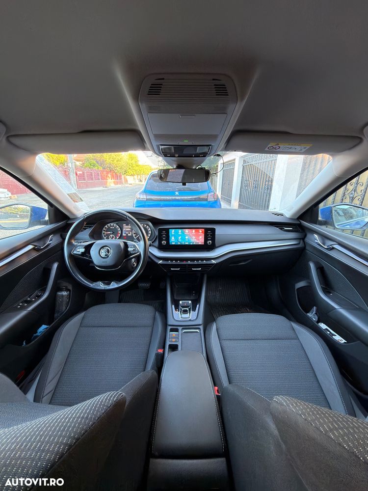 Skoda Octavia 2.0 TDI DSG Ambition - 9