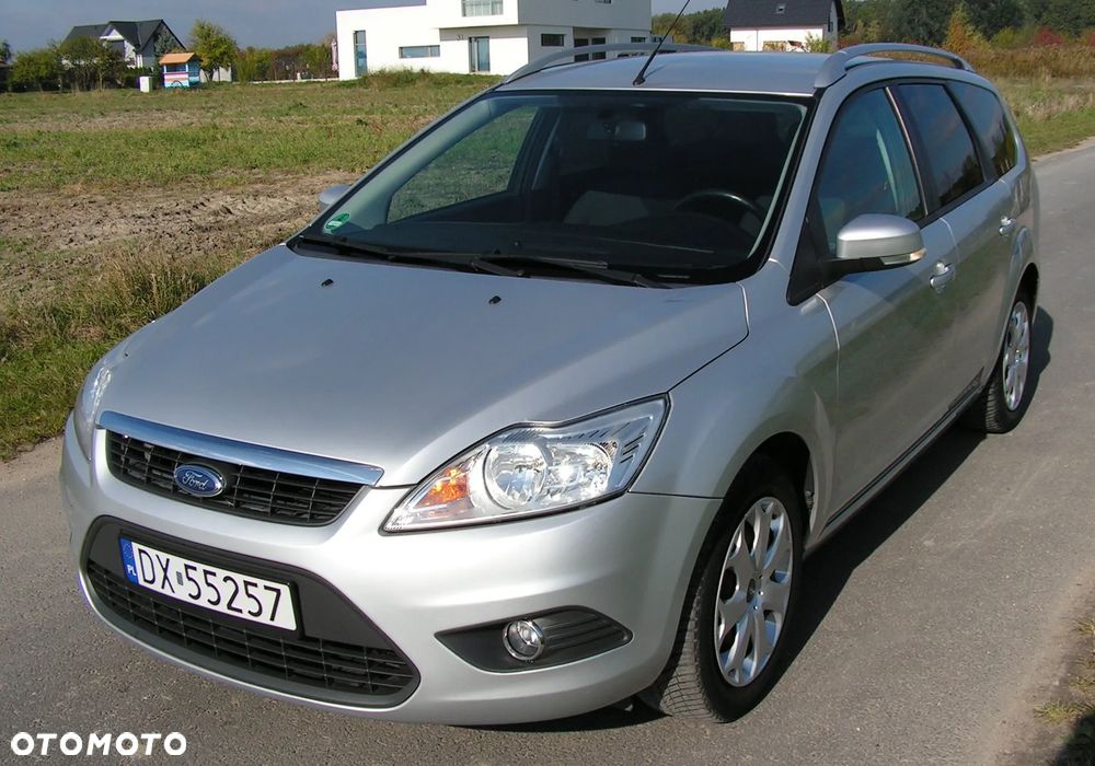 Ford Focus 1.6 Trend EU5 - 1