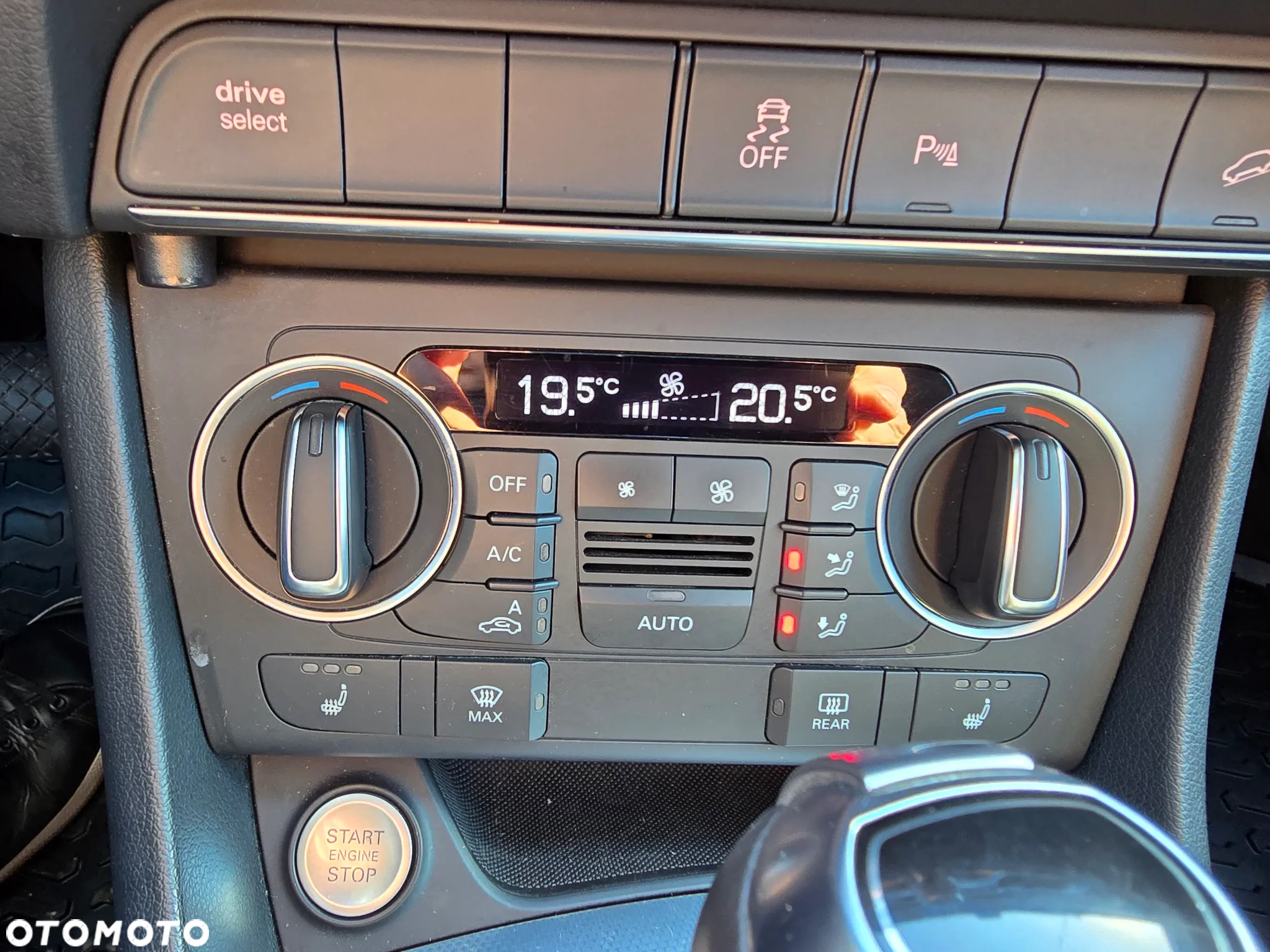 Audi Q3 2.0 TFSI quattro S tronic - 26