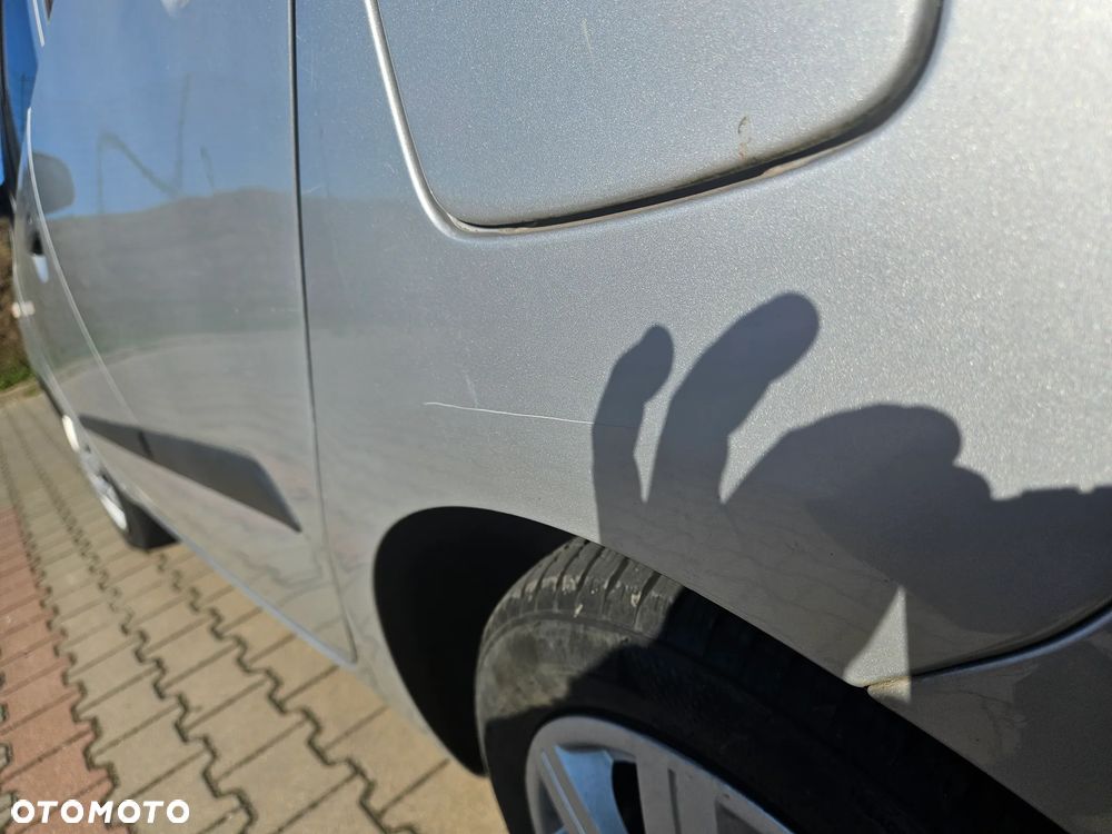 Hyundai i10 - 10