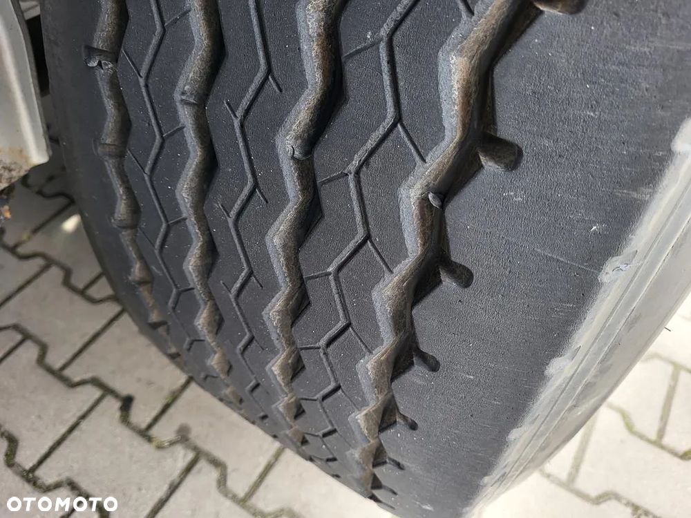 Schmitz Cargobull SCB S3T - 11