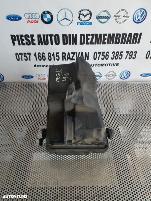 Carcasa Filtru Aer Renault Megane 2 1.9 Dci Motor K9K Dezmembrez Renault Carcasa Filtru Aer Renault - 1