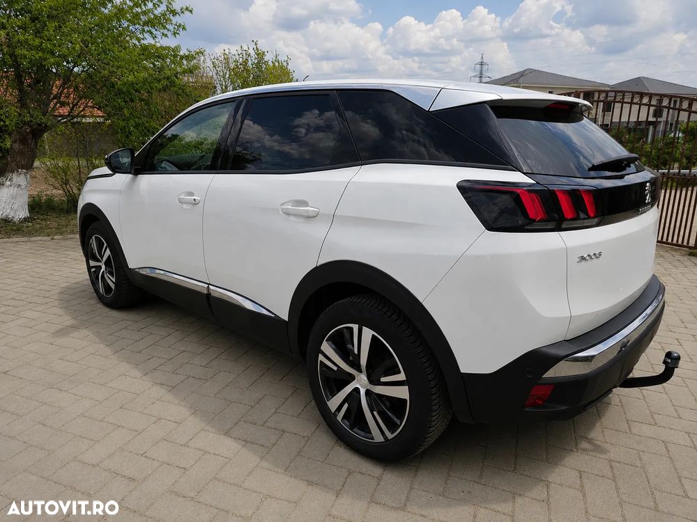 Peugeot 3008 1.2 PureTech Turbo S&S Allure - 3