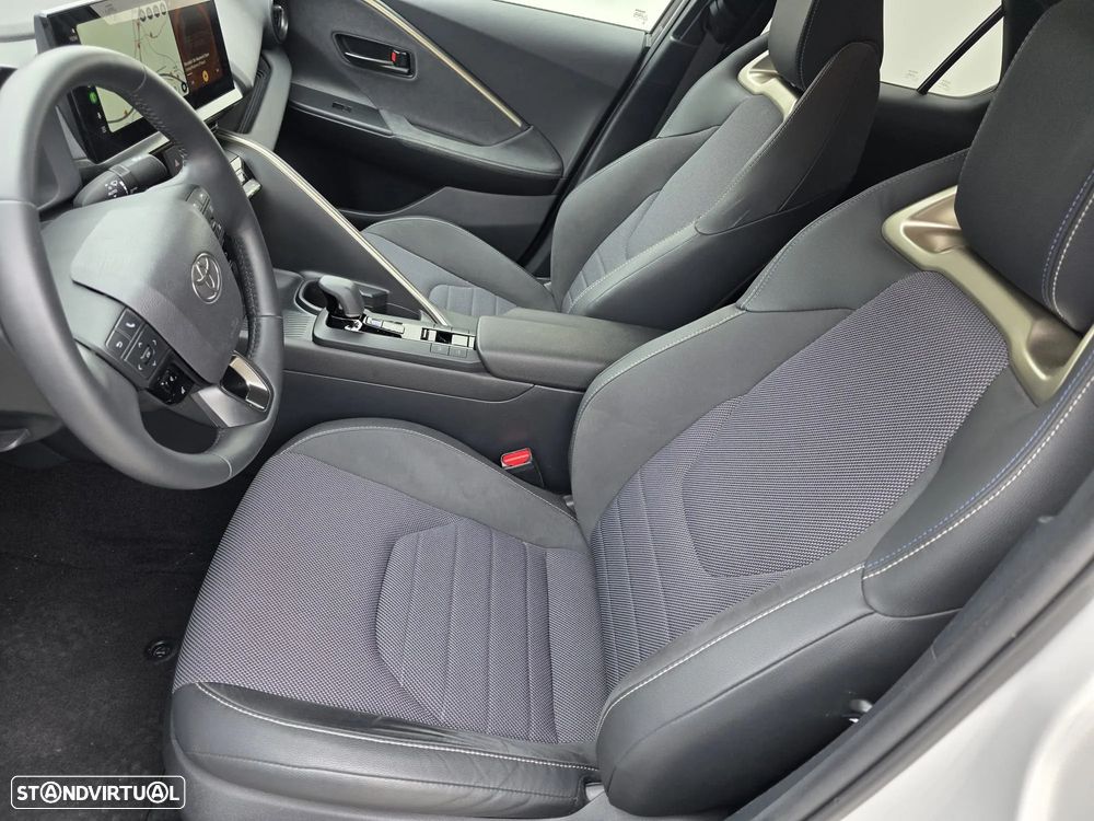 Toyota C-HR 2.0 HDF Plug-in Lounge - 2
