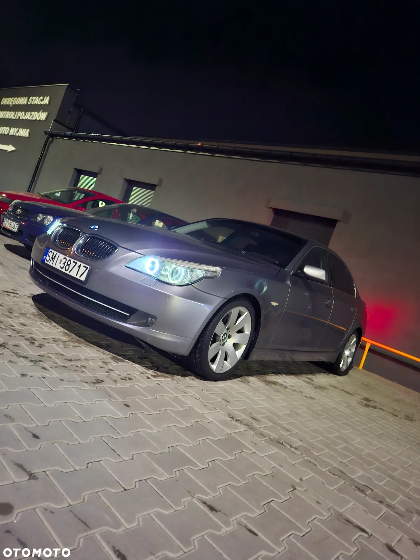 BMW Seria 5 523i - 1