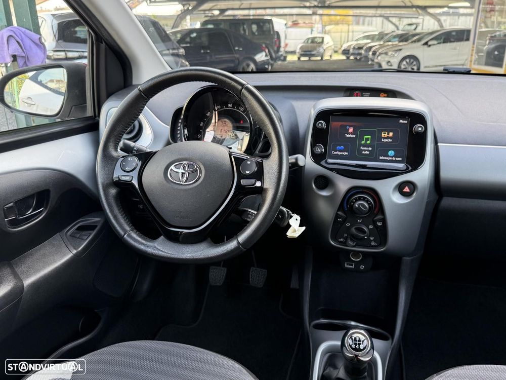 Toyota Aygo 1.0 X-Play+X-Touch - 31