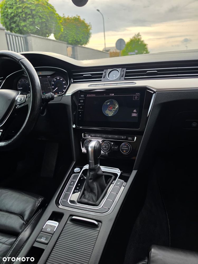 Volkswagen Passat 2.0 TDI BMT Highline DSG7 - 34