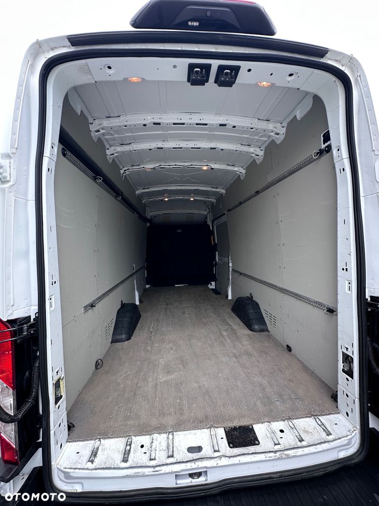 Ford Transit - 9