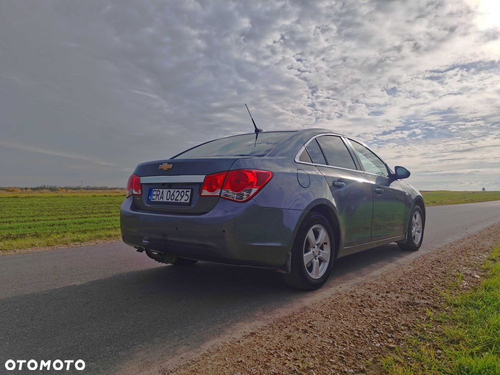 Chevrolet Cruze - 6