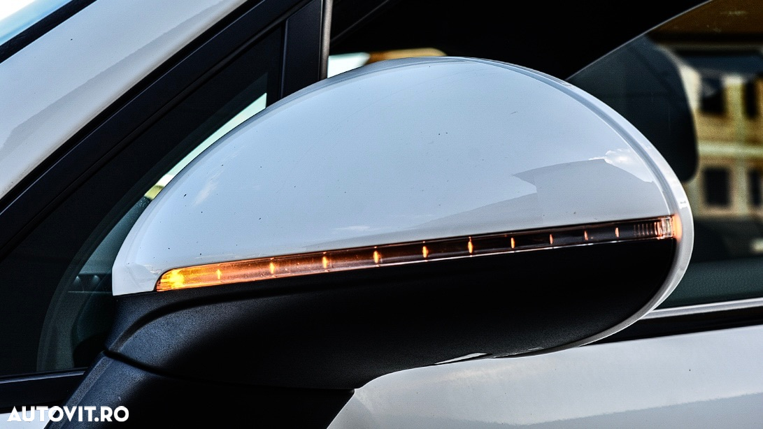 Porsche Cayenne 3.0 L - 12