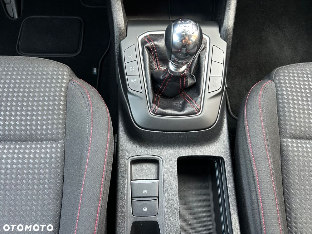 Ford Focus 1.5 EcoBoost STart-Stopp-System ST-LINE - 29
