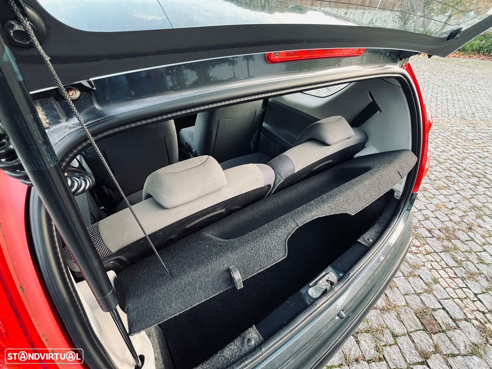 Peugeot 107 1.0 Urban Style - 10