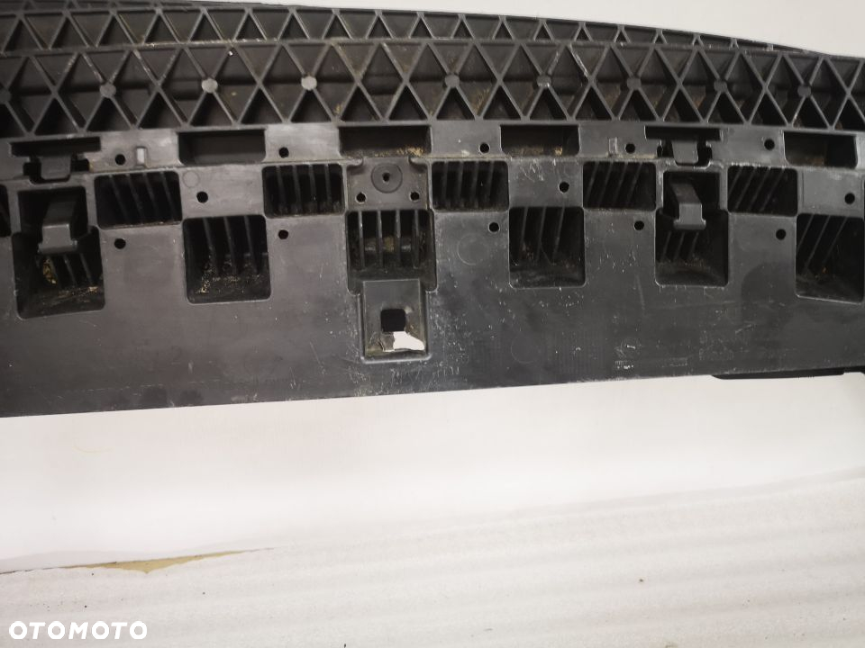 AUDI A3 8V3 12-  LIFT 16- OSŁONA PŁYTA POD ZDERZAK PRZEDNIA NR 8V3807233B 8V3807233 NR AUKCJI OSŁ136 - 5