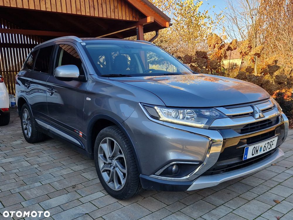 Mitsubishi Outlander - 13