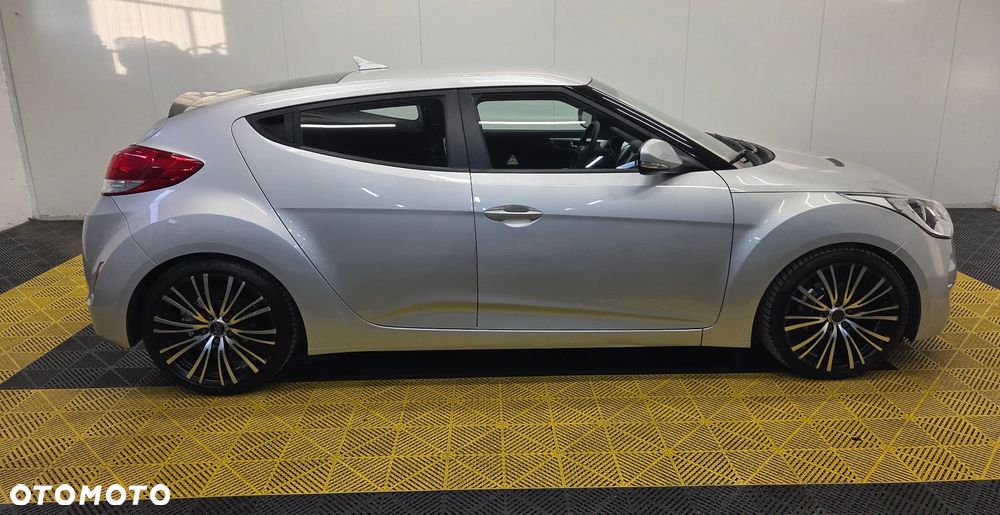 Hyundai Veloster 1.6 blue Premium - 8