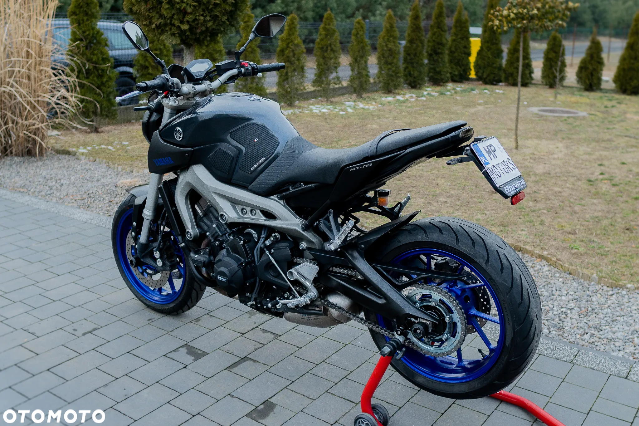 Yamaha MT - 9