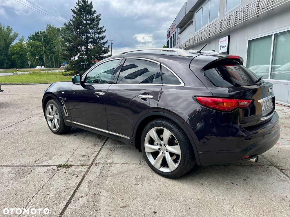 Infiniti QX70 3.0d S Premium - 8