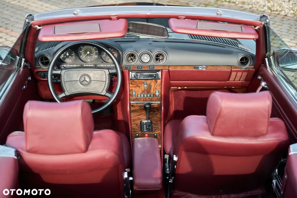 Mercedes-Benz SL - 14