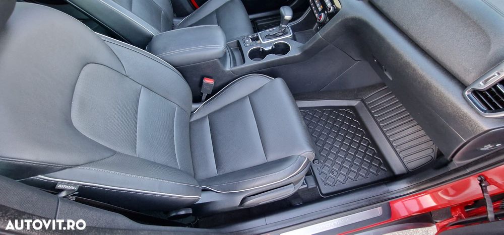 Kia Sportage 1.7 CRDI 2WD ISG Aut. GT Line - 23