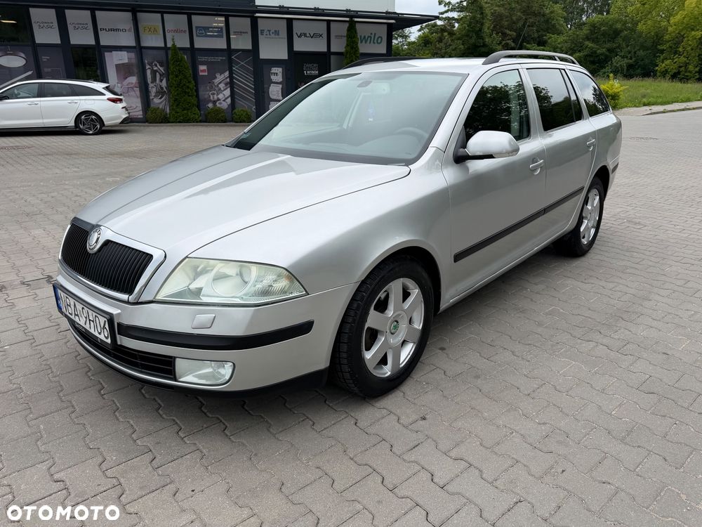 Skoda Octavia 2.0 TDI DPF Ambiente - 1