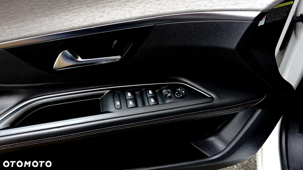 Peugeot 3008 BlueHDi 180 Stop & Start EAT8 GT - 2