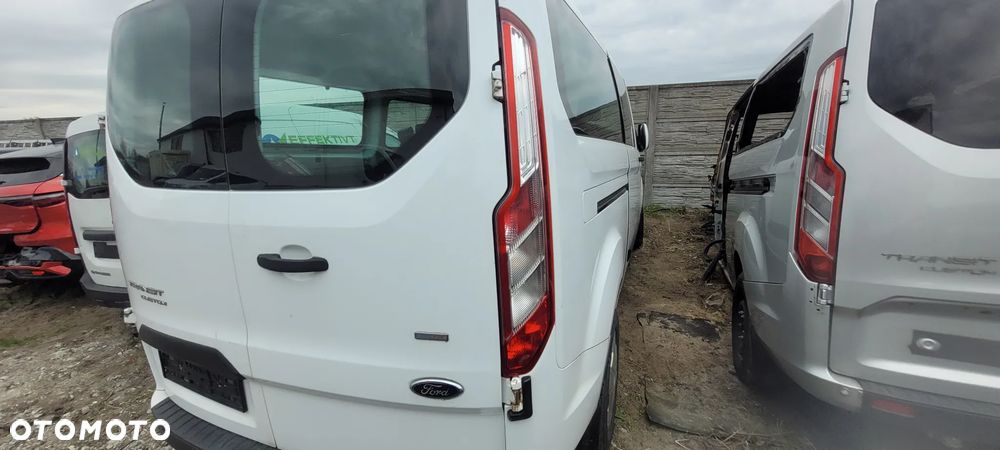 Ford Transit Custom 310 L2H1 Trend - 11