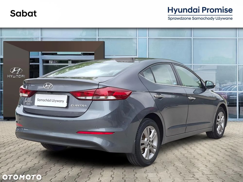 Hyundai Elantra 1.6 Comfort - 5