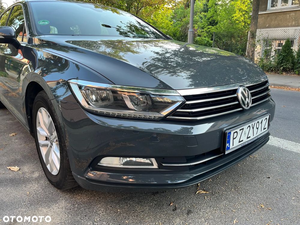 Volkswagen Passat 2.0 TDI SCR DSG Comfortline - 11