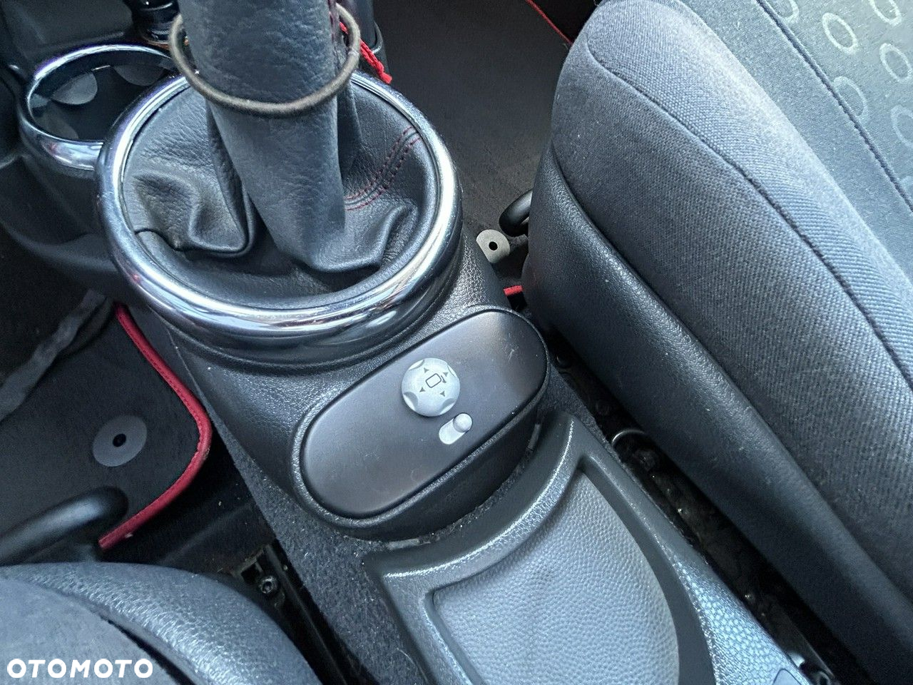 MINI ONE Seven - 13