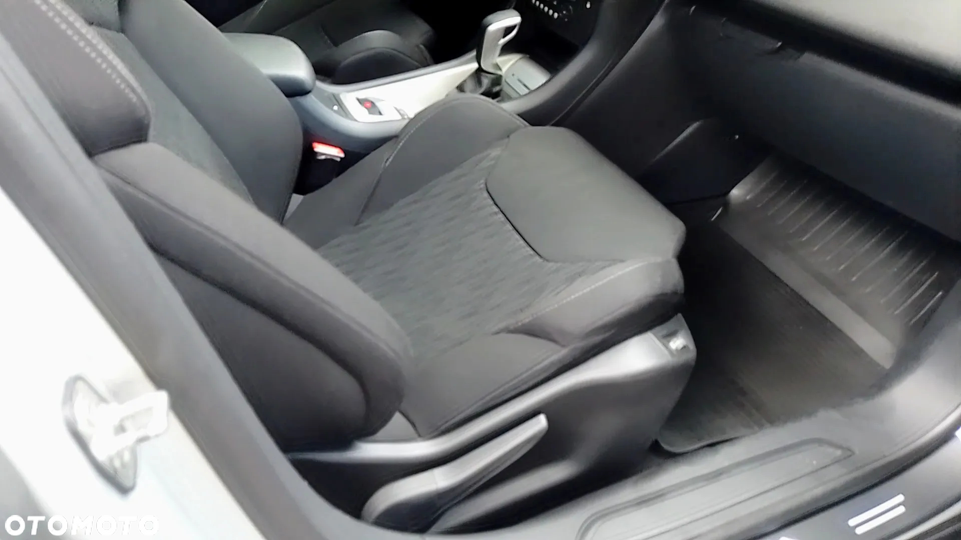 Citroën C5 Tourer HDi 165 FAP Confort - 26