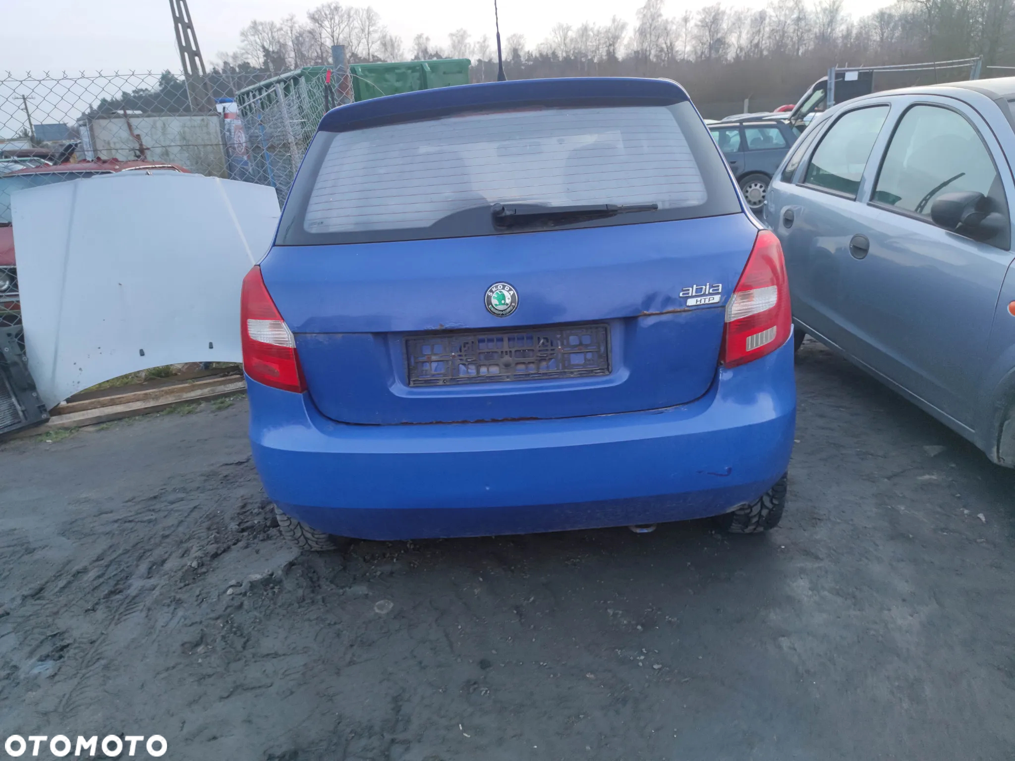 Skoda fabia II HB silnik 1.2 lakier 4590 na części - 6