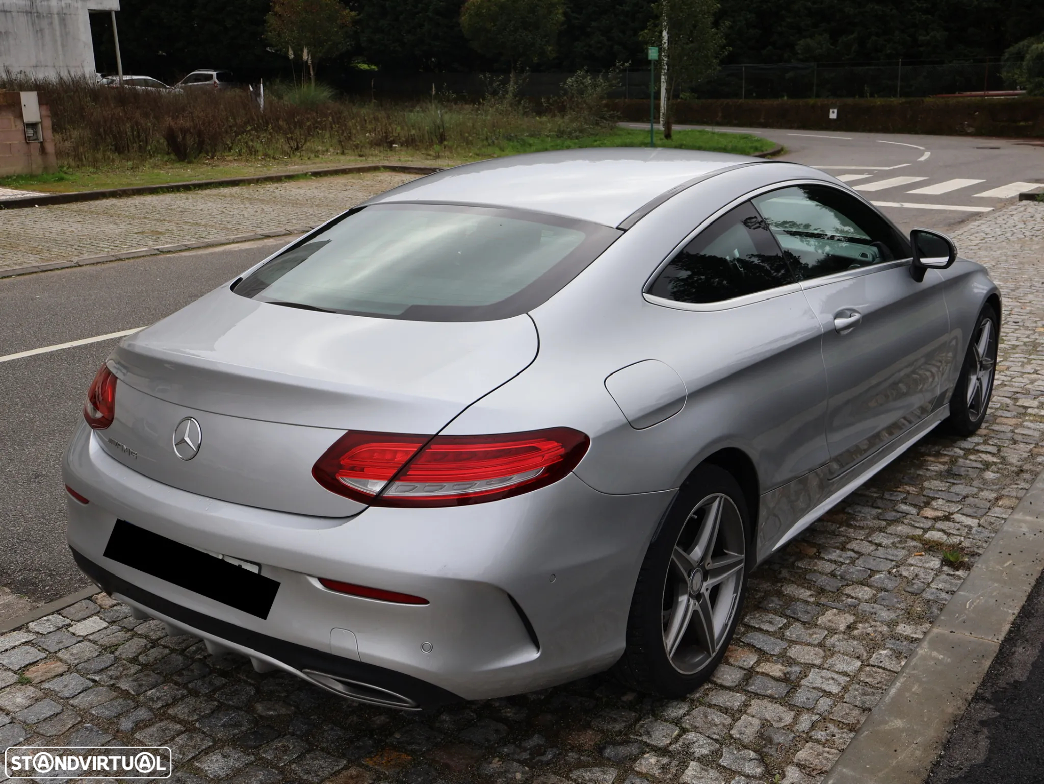 Mercedes-Benz C 220 d Coupe AMG Line - 13