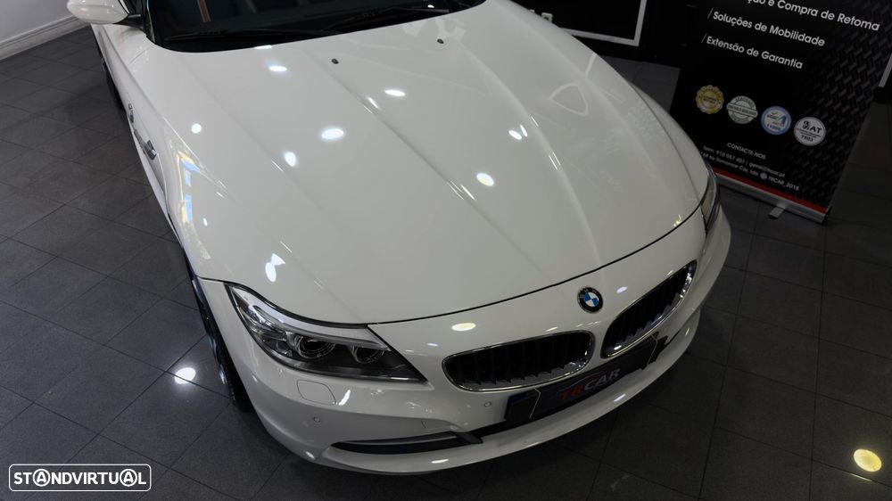 BMW Z4 sDrive20i - 16