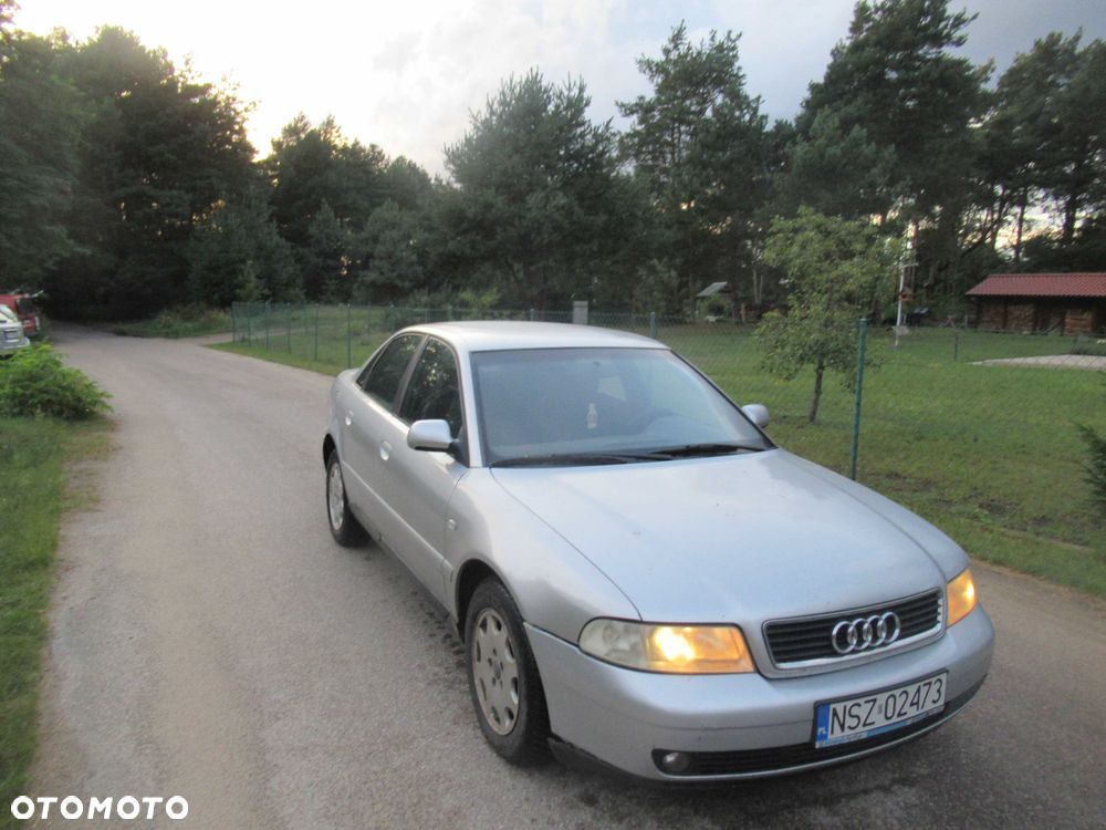 Audi A4 Limousine - 6