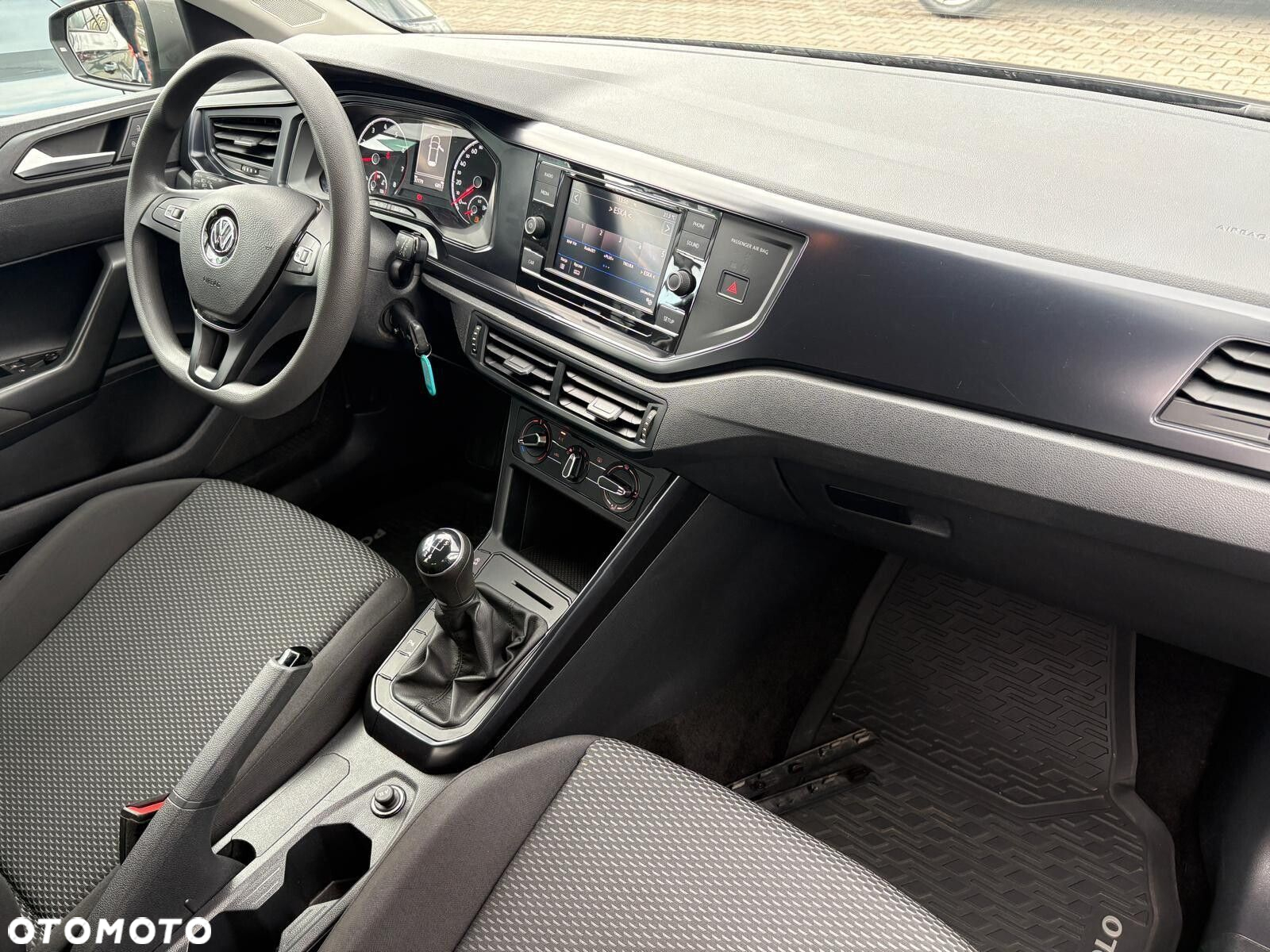Volkswagen Polo - 26