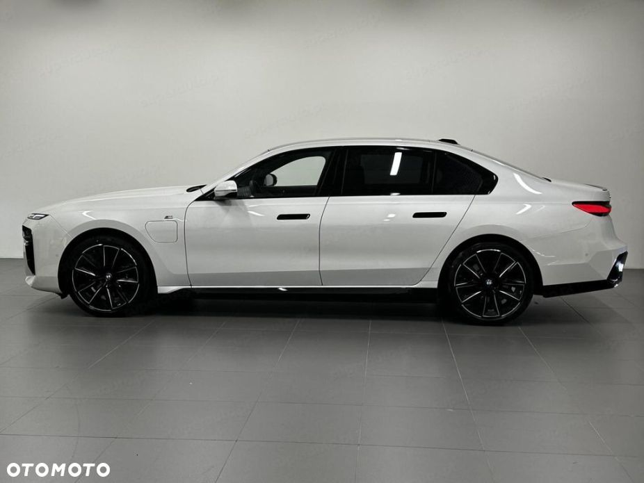 BMW Seria 7 - 5
