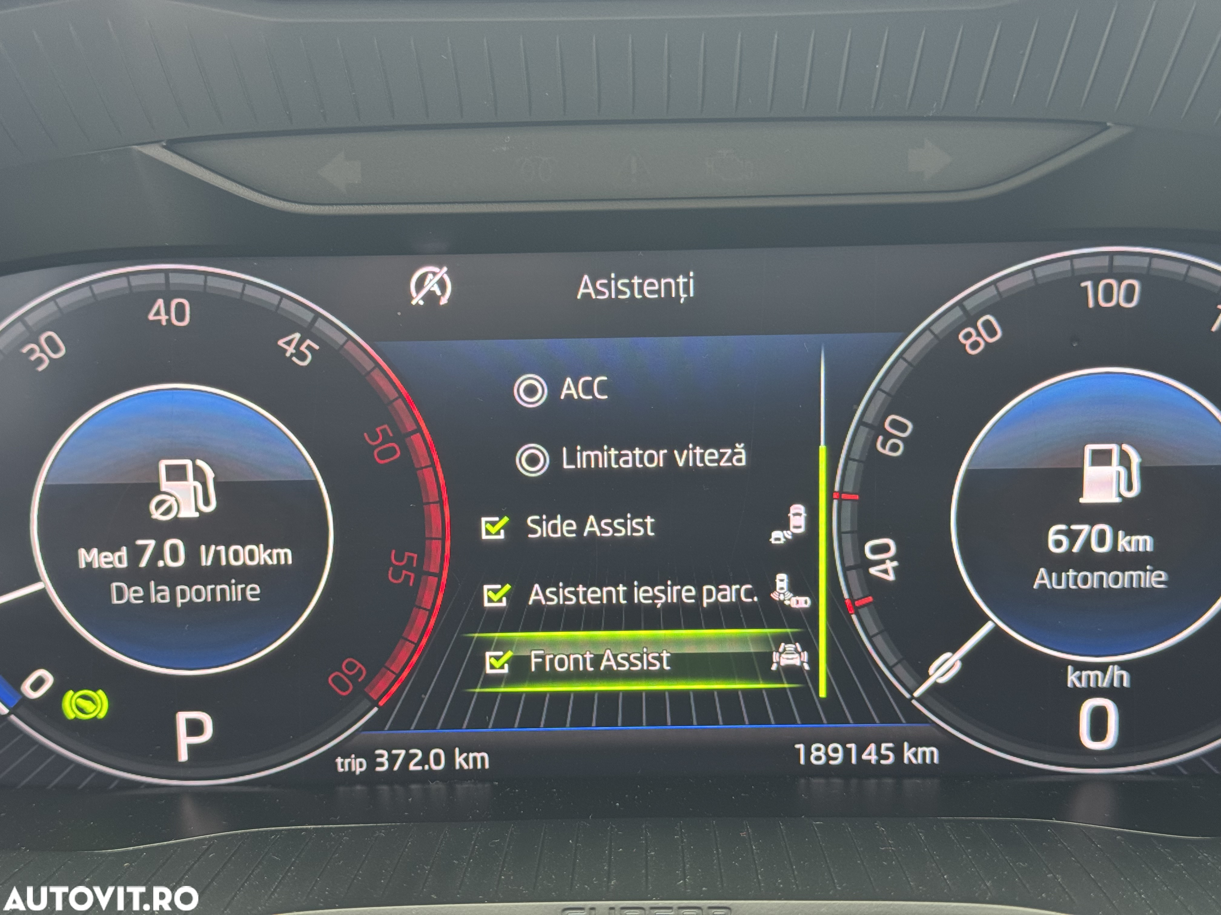 Skoda Superb 2.0 TDI DSG Sportline - 26