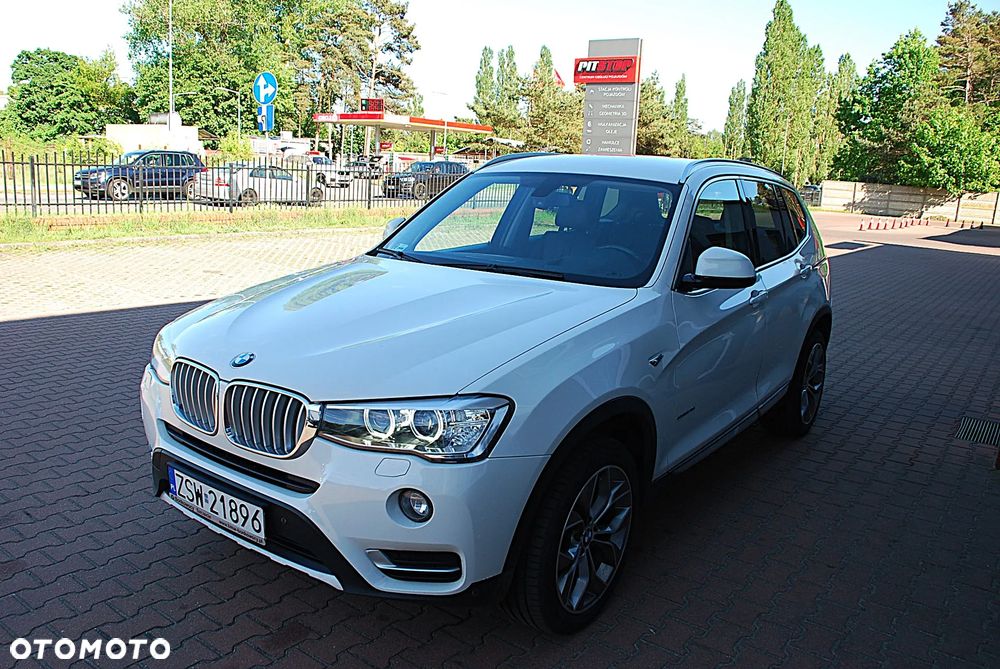 BMW X3 xDrive28i xLine - 2