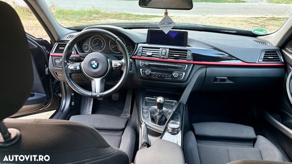BMW Seria 3 320d xDrive Sport Line - 17