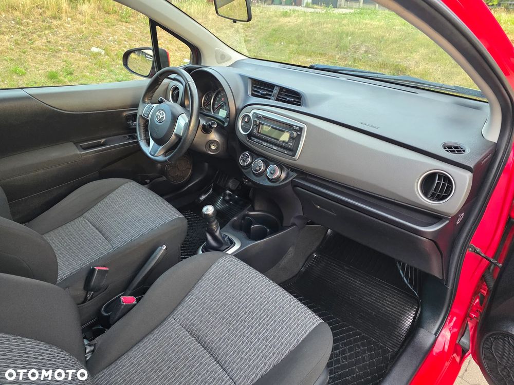 Toyota Yaris - 15