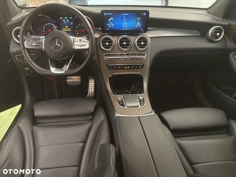Mercedes-Benz GLC 300 e 4-Matic - 21