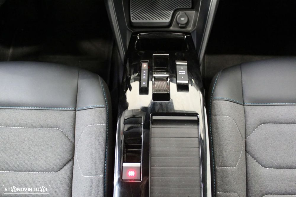 Citroën C4 X 1.2 PureTech Plus EAT8 - 20