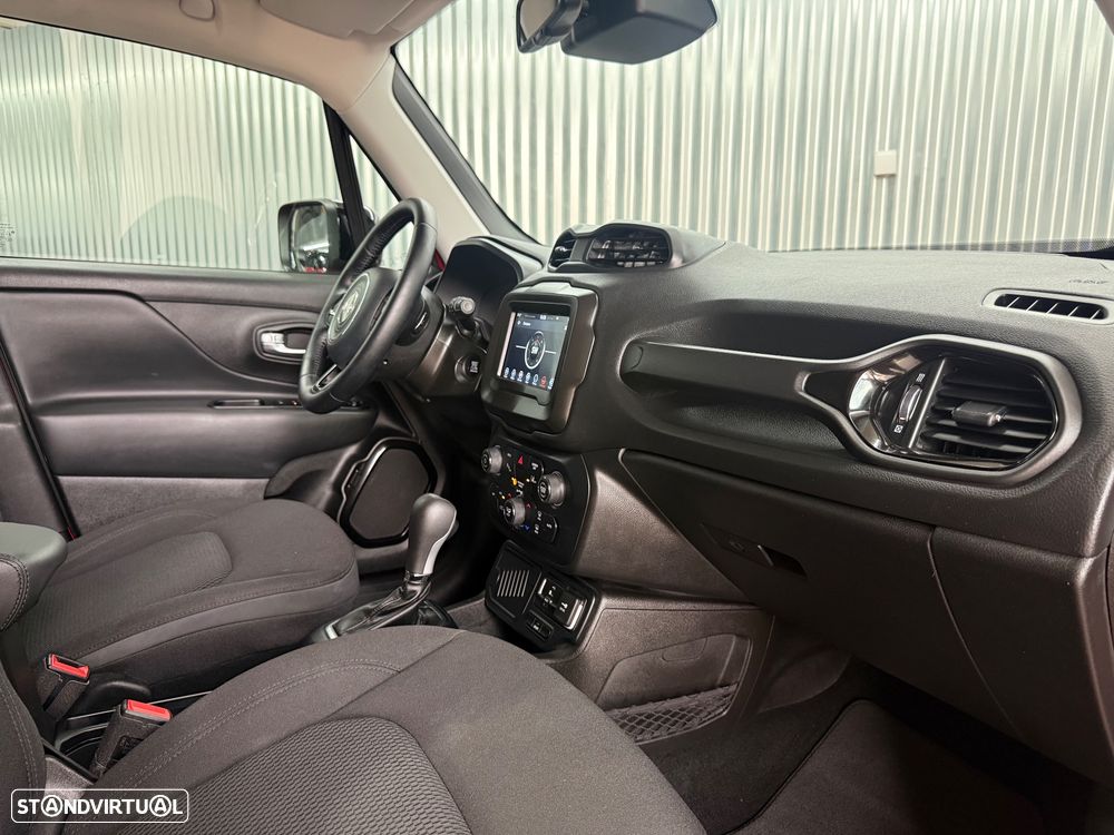 Jeep Renegade 1.3 T Night Eagle DCT - 17