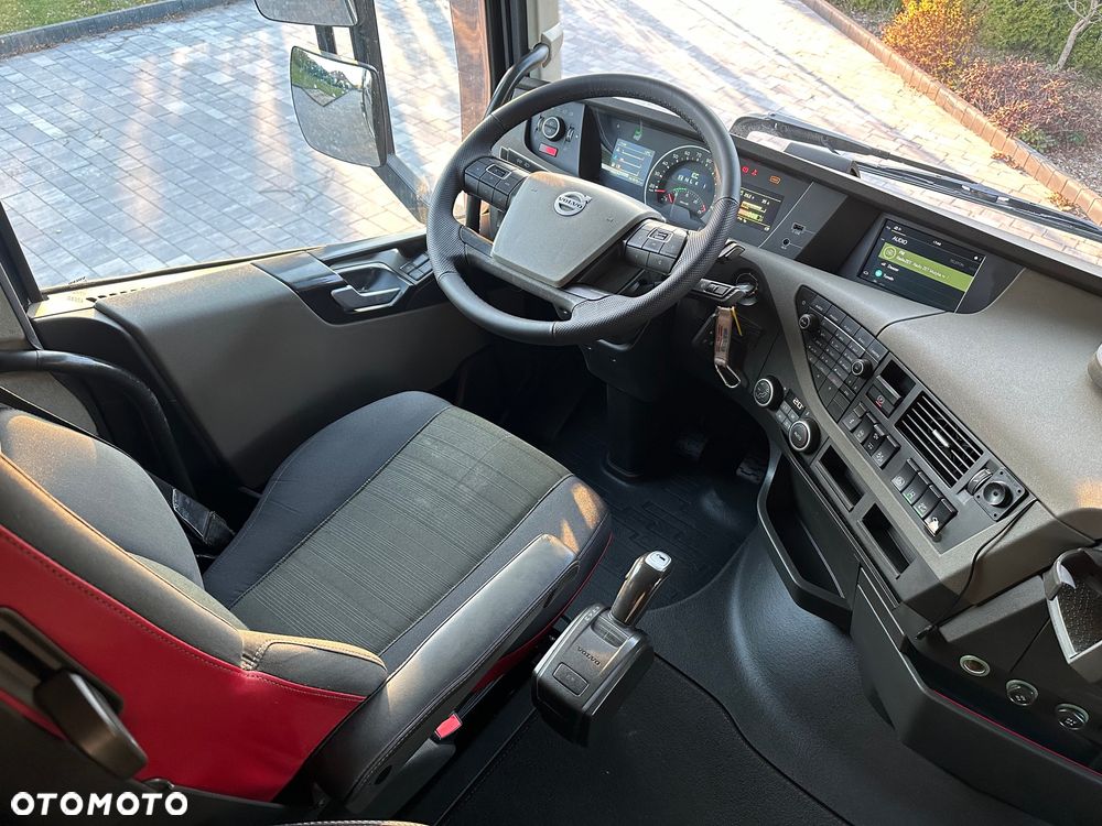 Volvo / FH 500 / 6X2 / HAKOWIEC / MEILLER -KIPPER 21-67/ Oś-SKRĘTNA-PODNOSZONA / - 37